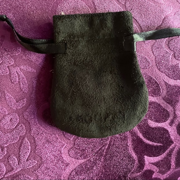 Pandora set of 5 jewelry pouches - Picture 3 of 3